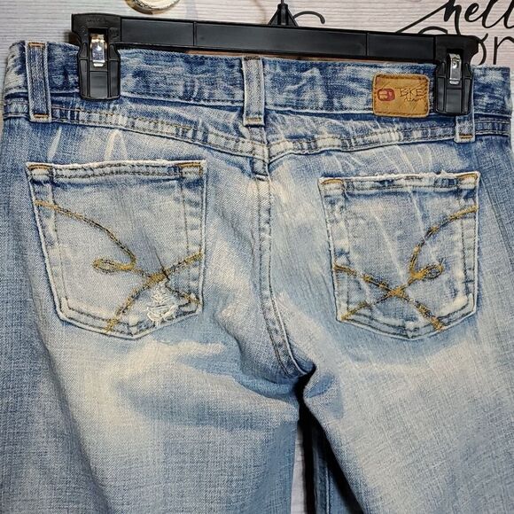 BKE Sz 27 Ginger Stretch Lightwash Bermuda Denim Shorts 624 - Picture 4 of 7